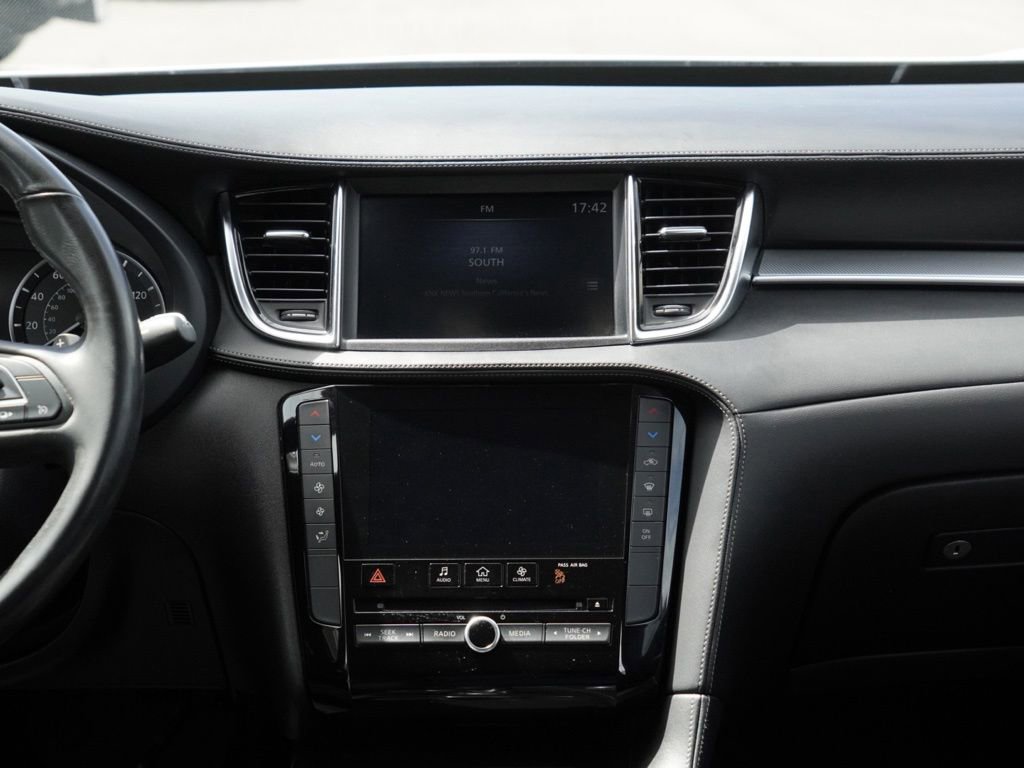 Used 2020 INFINITI QX50 Luxe FWD image 22