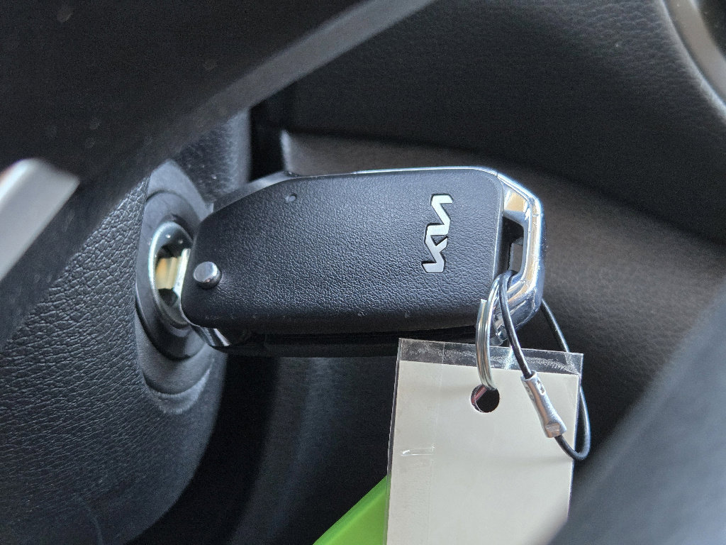 Certified 2025 Kia Soul S image 23