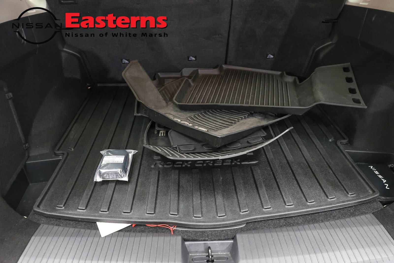 Used 2025 Nissan Rogue SV AWD/4WD image 9