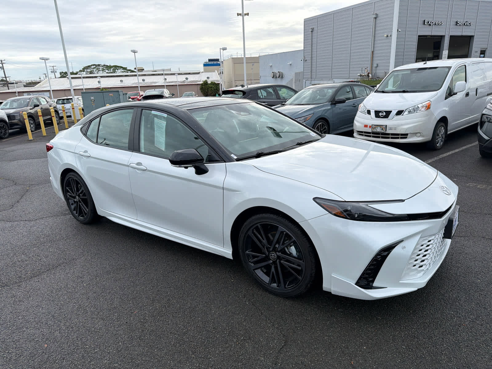 Used 2025 Toyota Camry XSE image 2