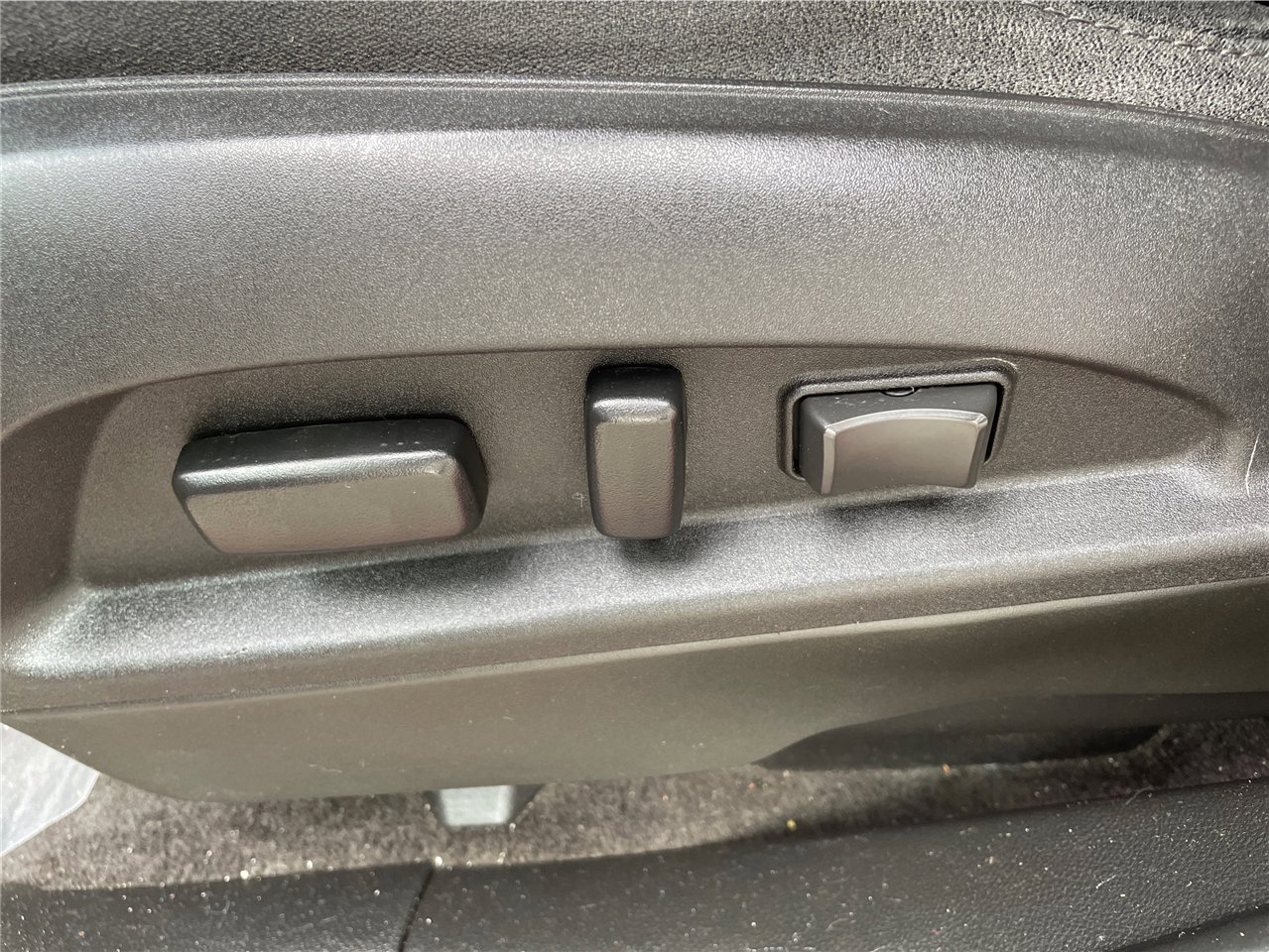 Used 2016 Chevrolet Equinox LT w/ Convenience Package image 23