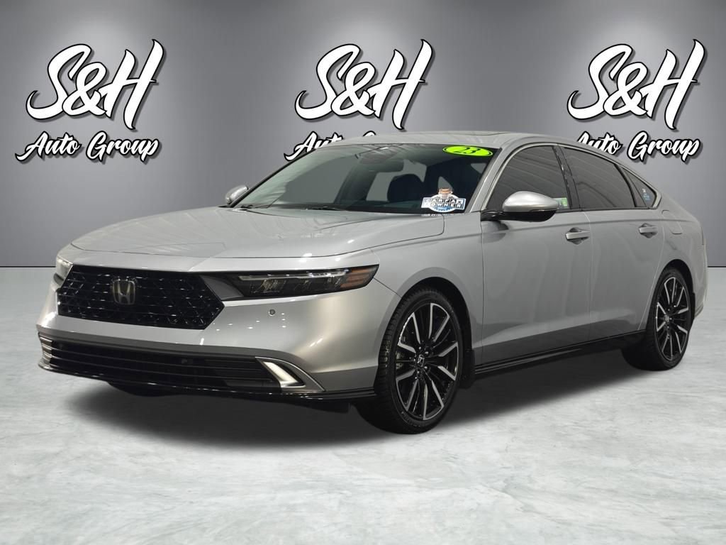 Used 2023 Honda Accord Touring image 16