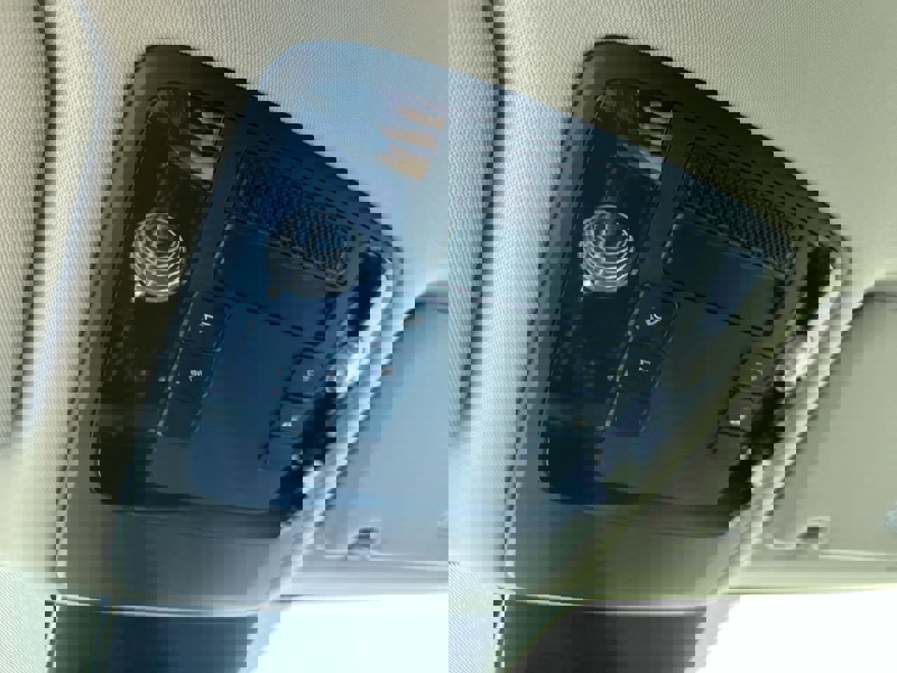 Certified 2024 Kia Carnival LX image 19