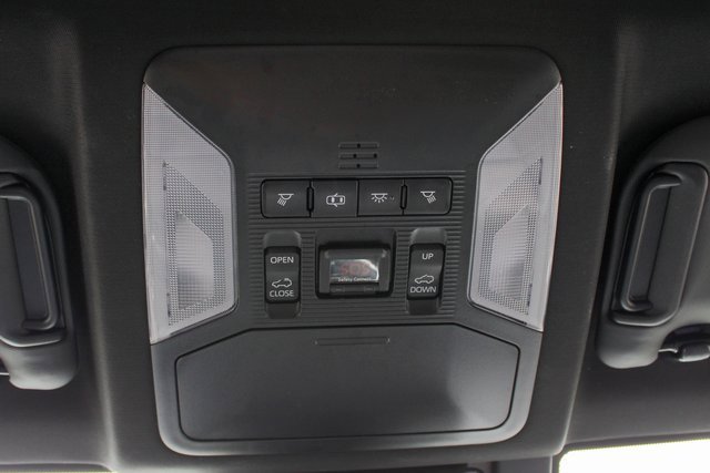 Used 2019 Toyota RAV4 XSE image 33