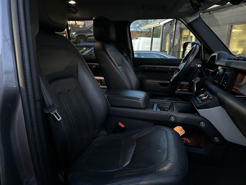 Used 2020 Land Rover Defender 110 HSE image 29