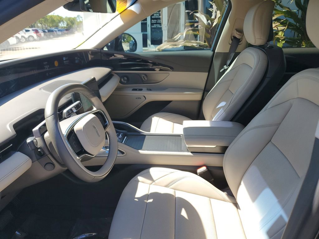 Used 2024 Lincoln Nautilus Premier w/ Equipment Group 102A image 21