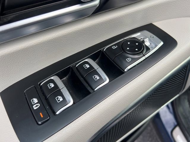 Certified 2023 Kia Telluride SX image 32