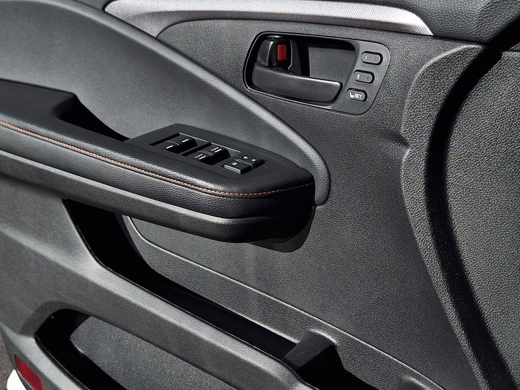 Used 2023 Honda Passport TrailSport image 9