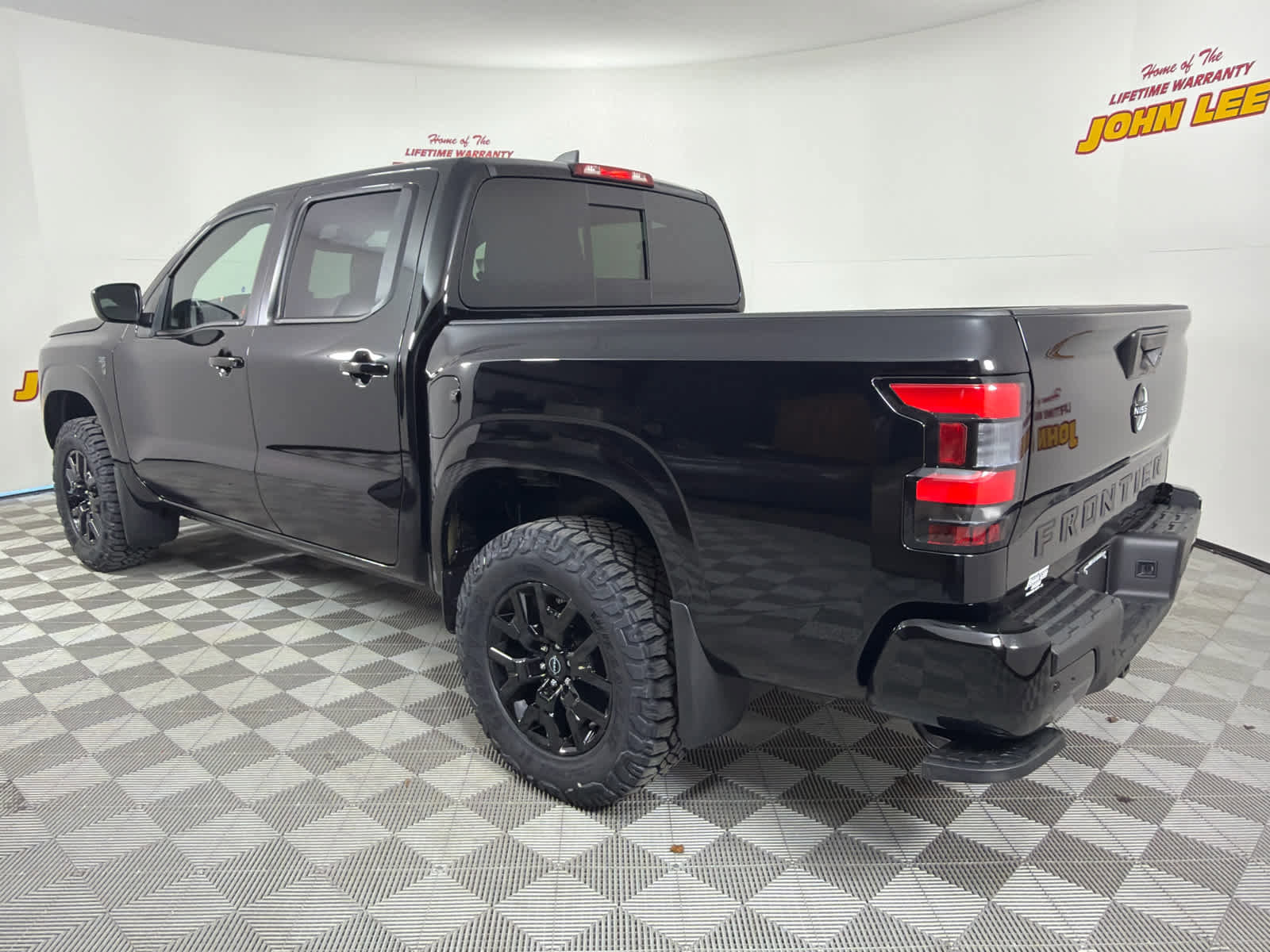 New 2026 Nissan Frontier SV w/ Tow Package image 3