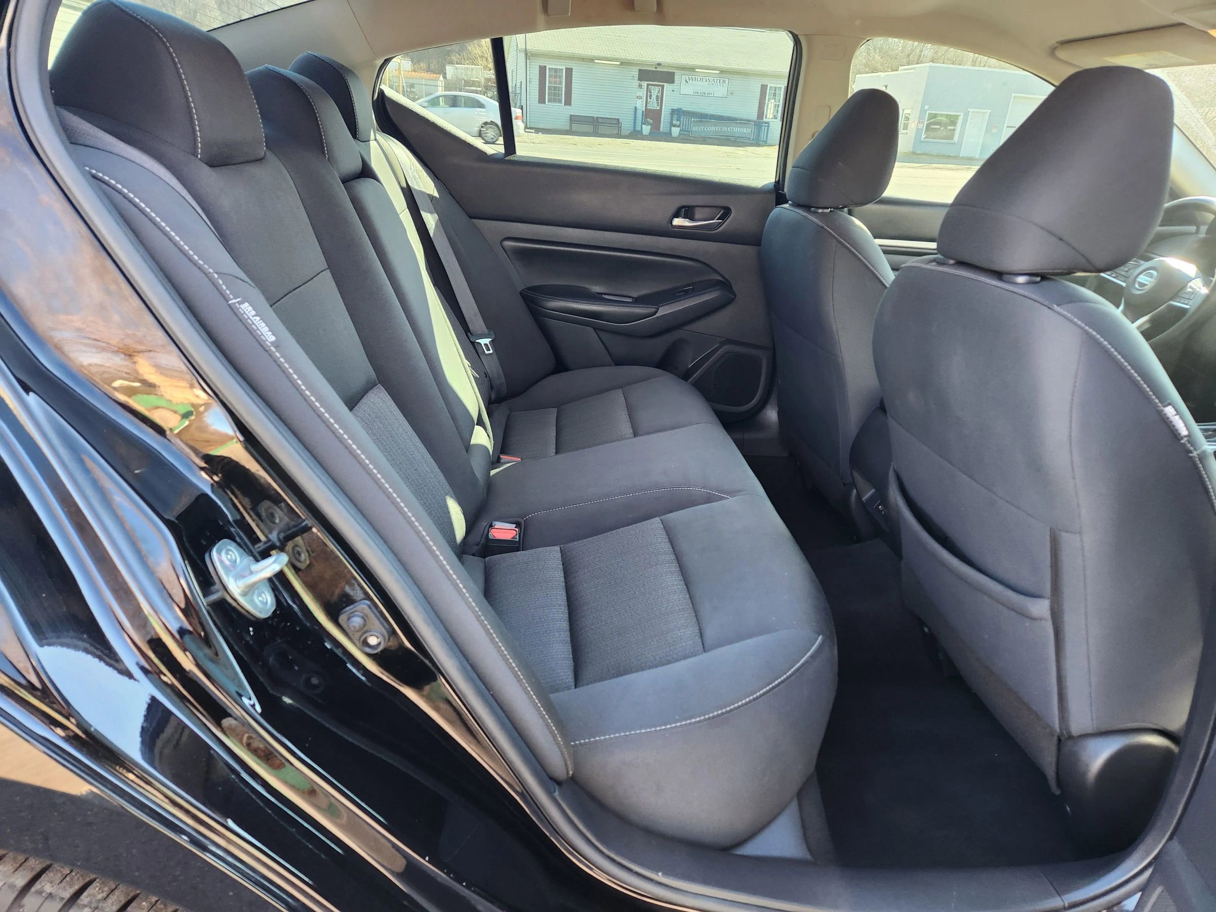 Used 2022 Nissan Altima 2.5 SV image 18