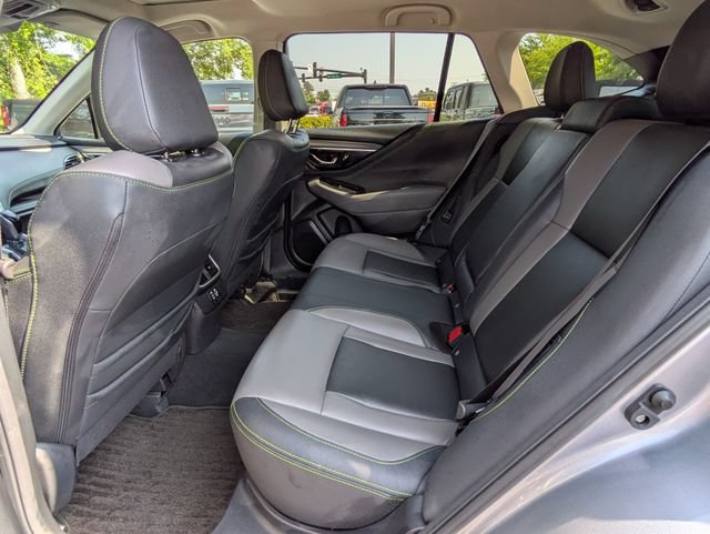 Used 2025 Subaru Outback Onyx Edition AWD/4WD image 16
