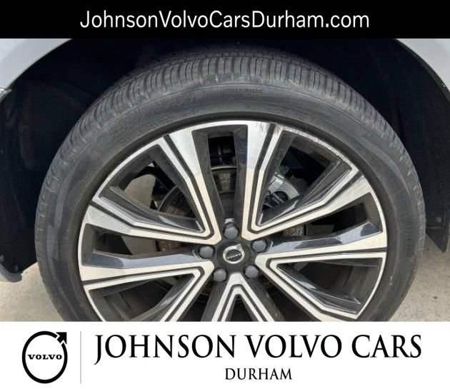 Used 2023 Volvo XC60 B5 Ultimate FWD image 10