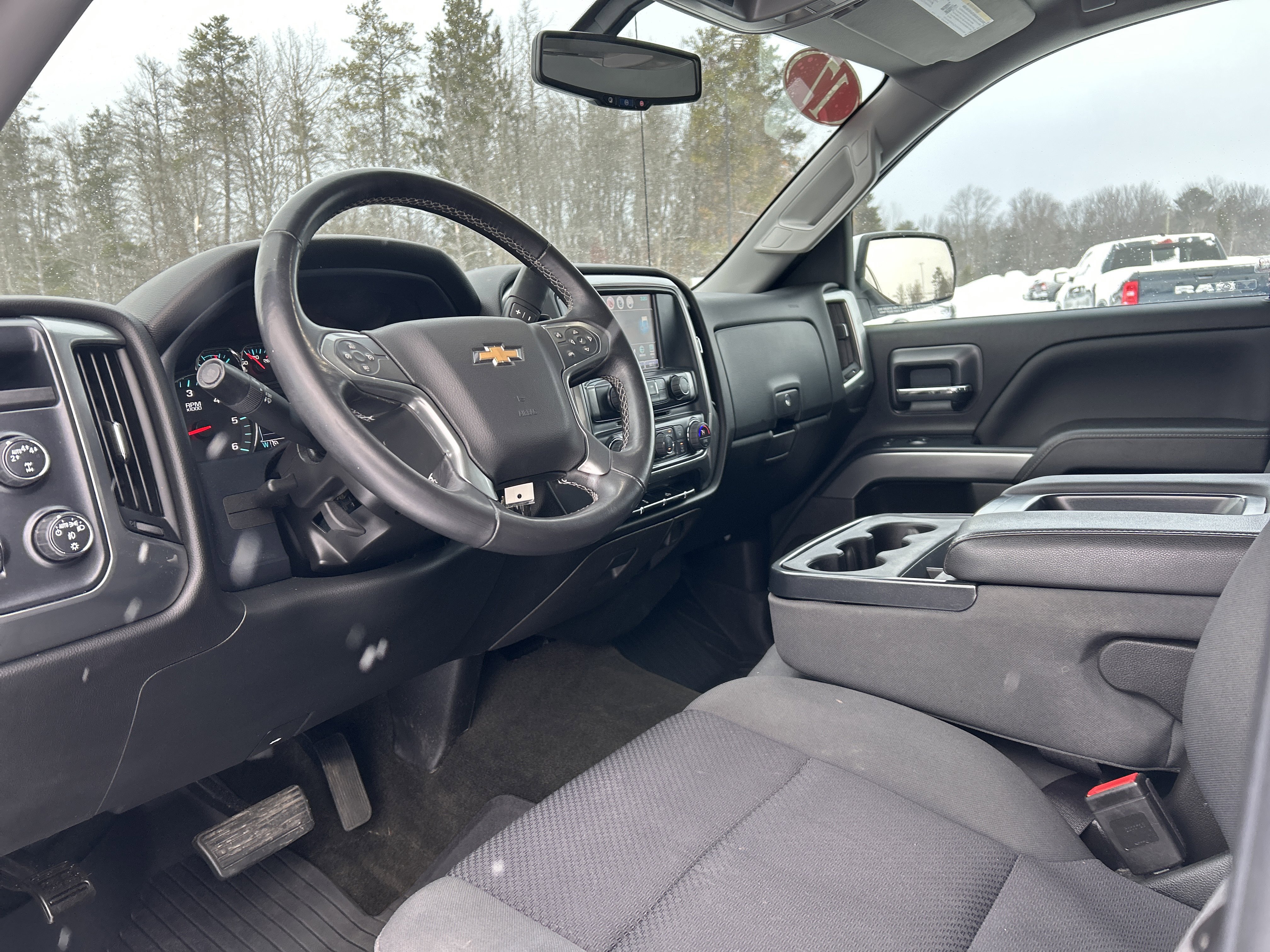 Used 2017 Chevrolet Silverado 1500 LT image 12