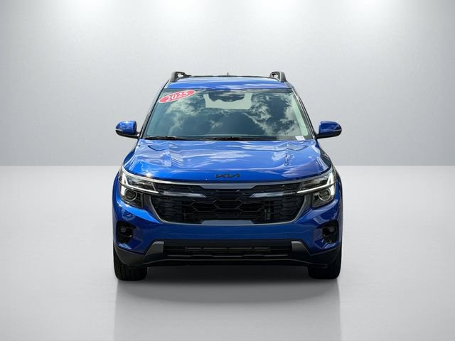 Certified 2025 Kia Seltos X-Line AWD/4WD image 4