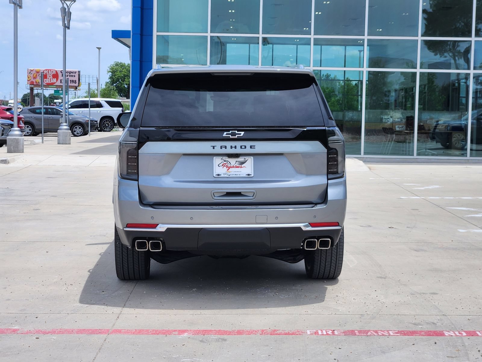 New 2026 Chevrolet Tahoe High Country AWD/4WD image 8