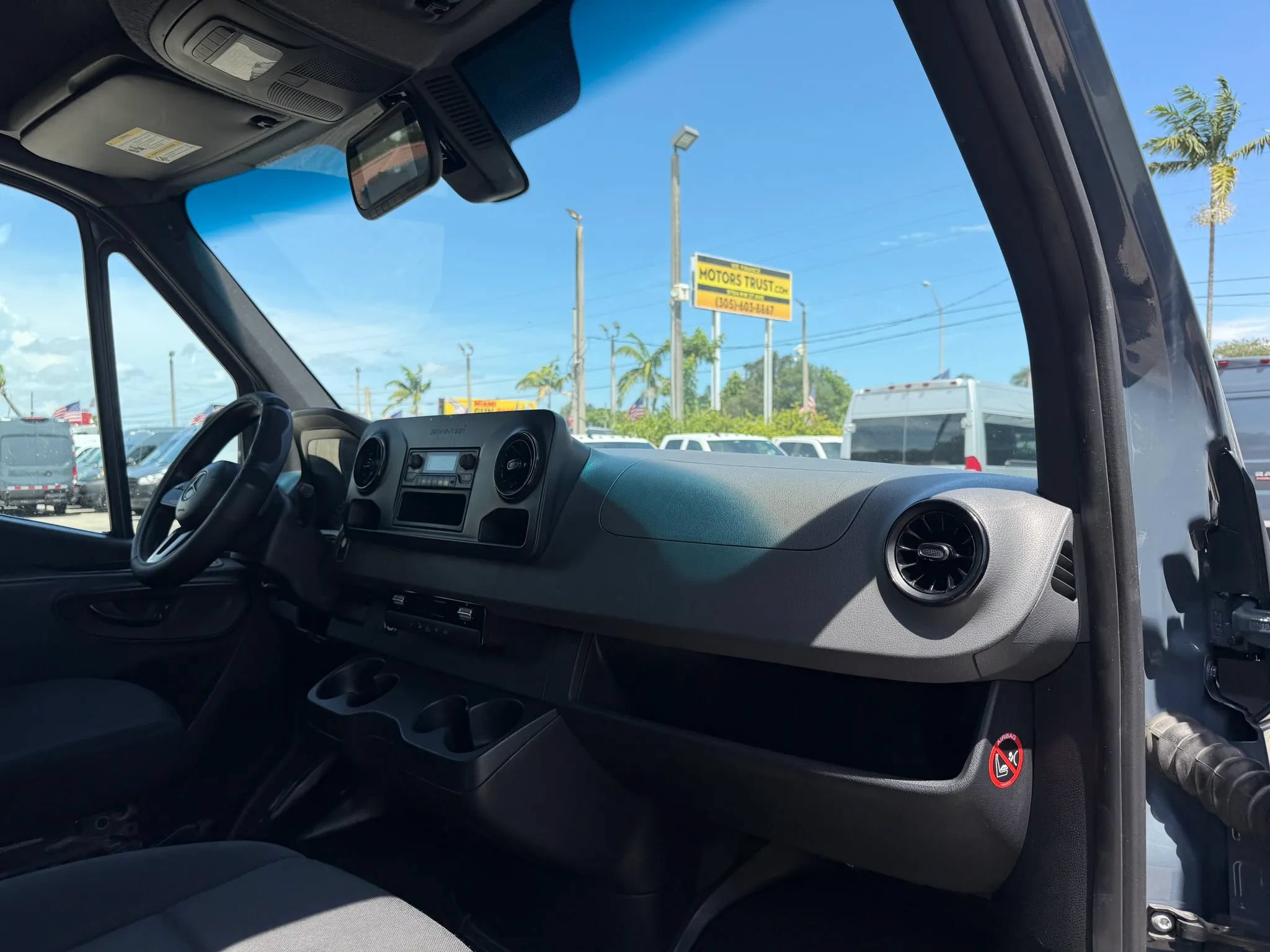 Used 2019 Mercedes-Benz Sprinter 2500 170 Extended Cargo image 14