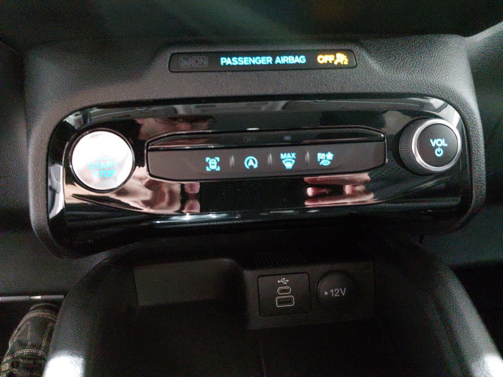 Used 2024 Ford Escape Active w/ Tech Pack #1 AWD/4WD image 29