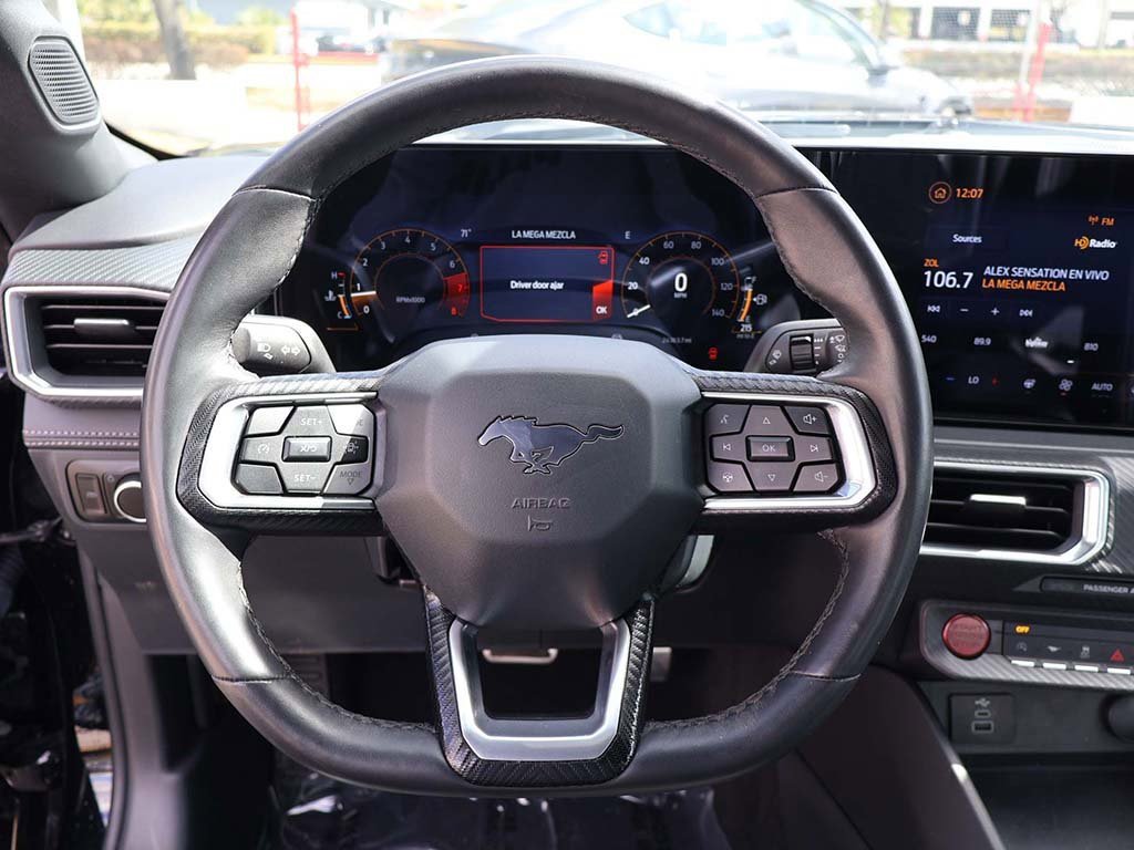 Used 2025 Ford Mustang Premium image 36