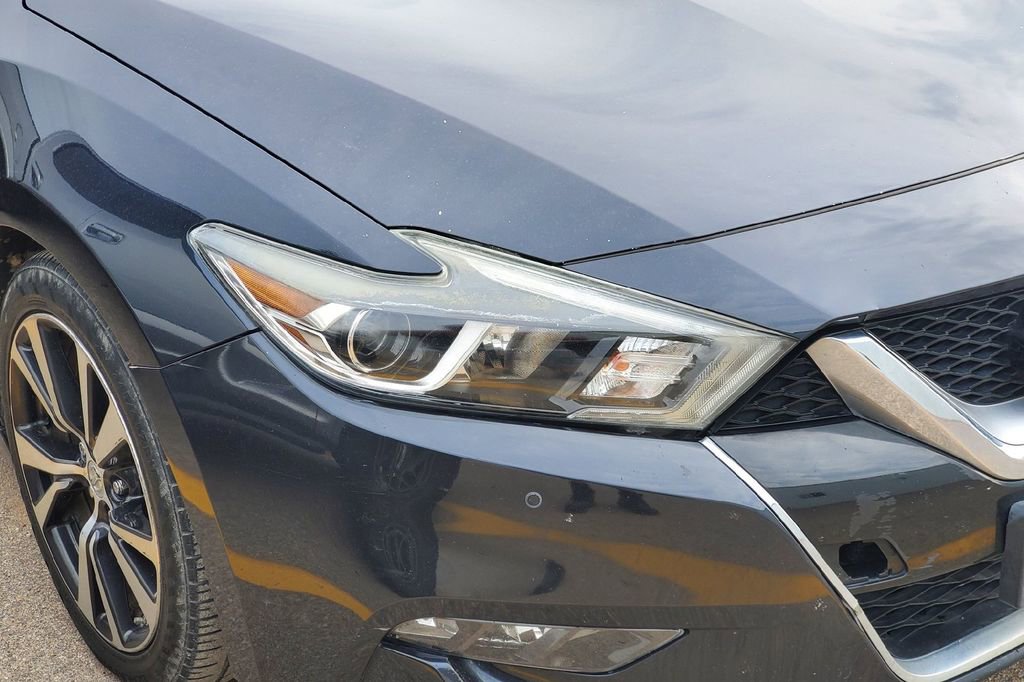 Used 2016 Nissan Maxima Platinum FWD image 2