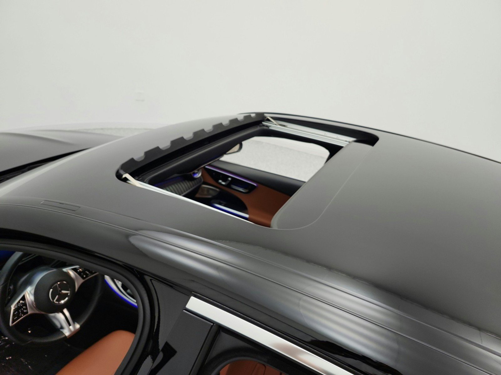 Used 2022 Mercedes-Benz C 300 Sedan image 11