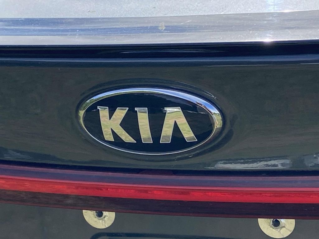 Used 2021 Kia Forte GT-Line w/ GT-Line Premium Package FWD image 11