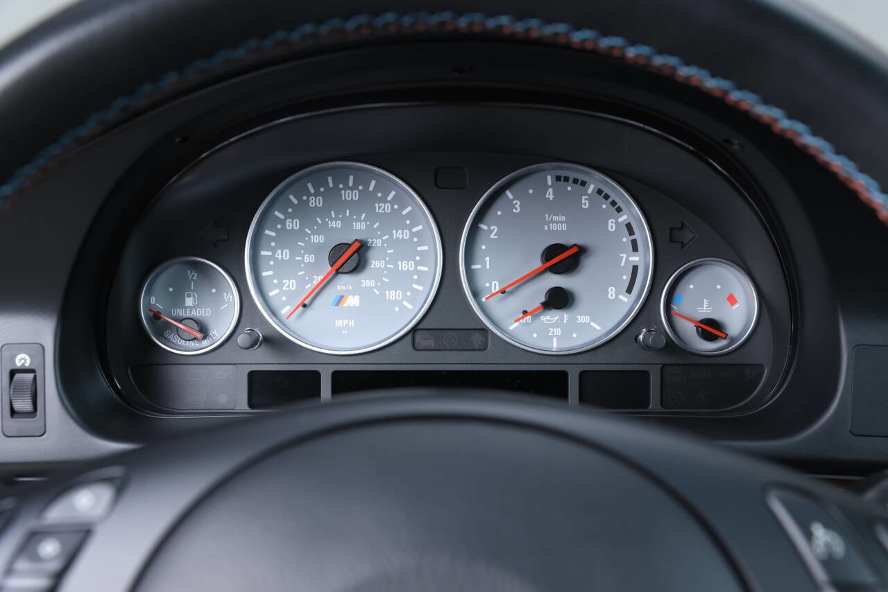 Used 2003 BMW M5 image 53