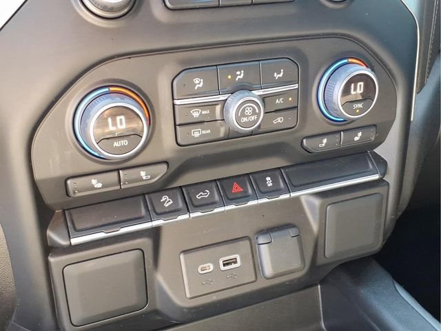 Used 2022 Chevrolet Silverado 1500 LT Trail Boss w/ Bed Protection Package AWD/4WD image 8