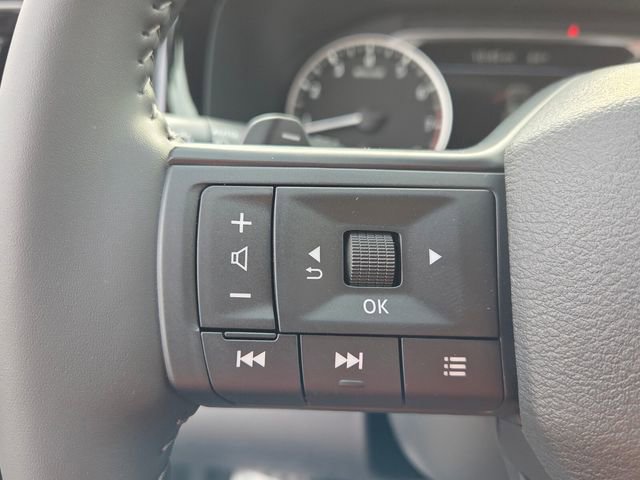 New 2026 Nissan Pathfinder SV image 25