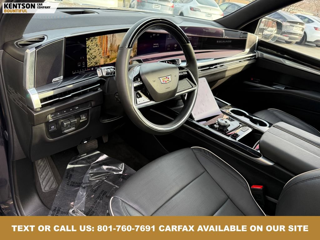 Used 2025 Cadillac Escalade ESV Sport w/ LPO, ONYX Package image 38