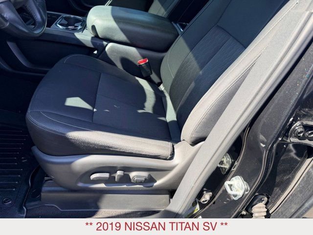 Used 2019 Nissan Titan SV w/ SV Convenience Package image 20
