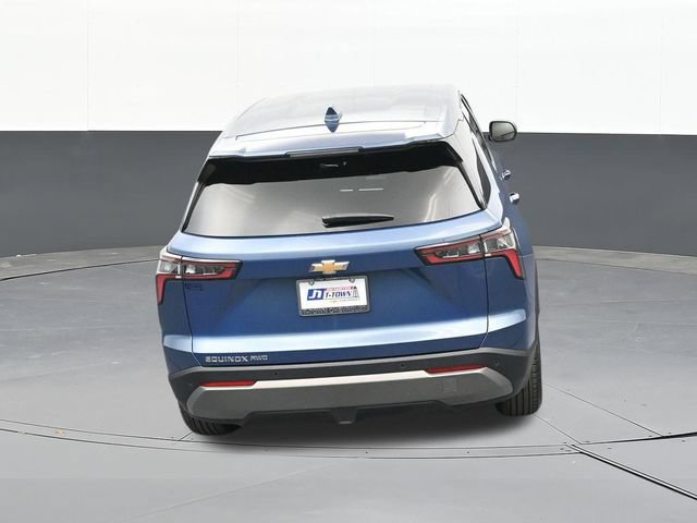 Used 2026 Chevrolet Equinox LT AWD/4WD image 59