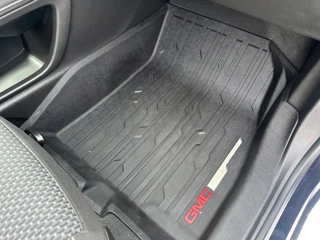 Used 2022 GMC Acadia SLE w/ Driver Convenience Package image 21