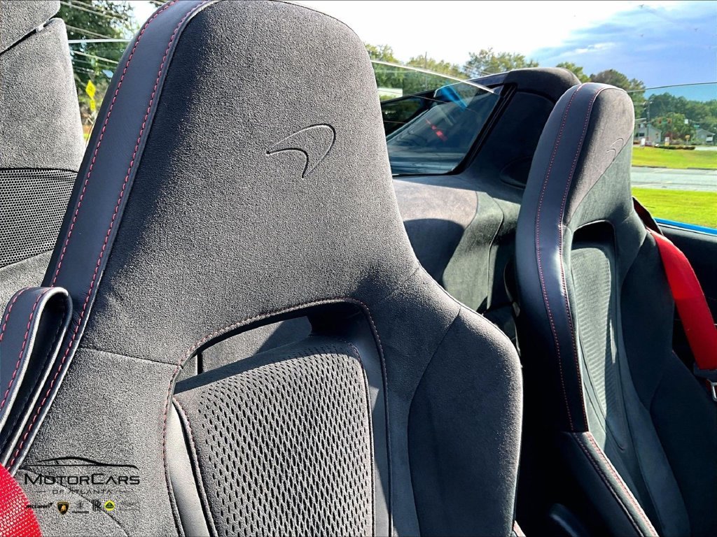 Used 2024 McLaren 750S Spider RWD image 25