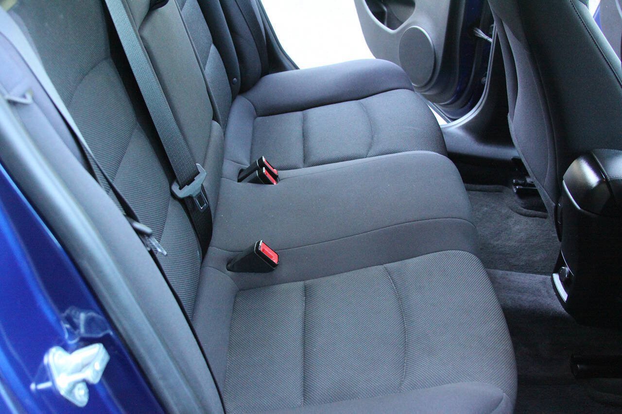 Used 2012 Chevrolet Cruze LT FWD image 20