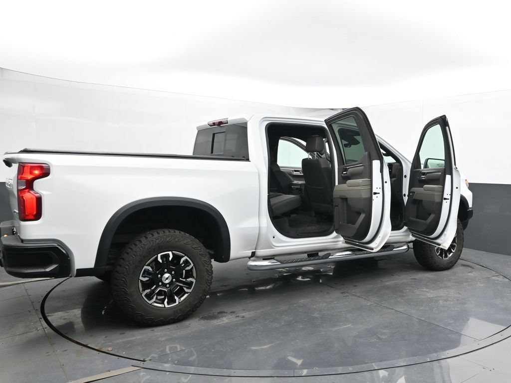 Used 2024 Chevrolet Silverado 1500 ZR2 w/ Technology Package AWD/4WD image 41