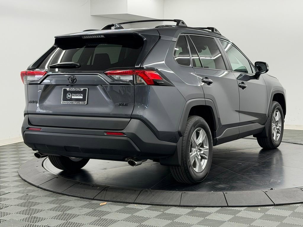Used 2025 Toyota RAV4 XLE w/ Convenience Package FWD image 10