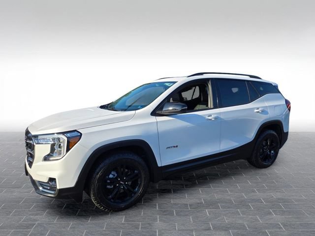 Used 2023 GMC Terrain AT4 AWD/4WD image 3