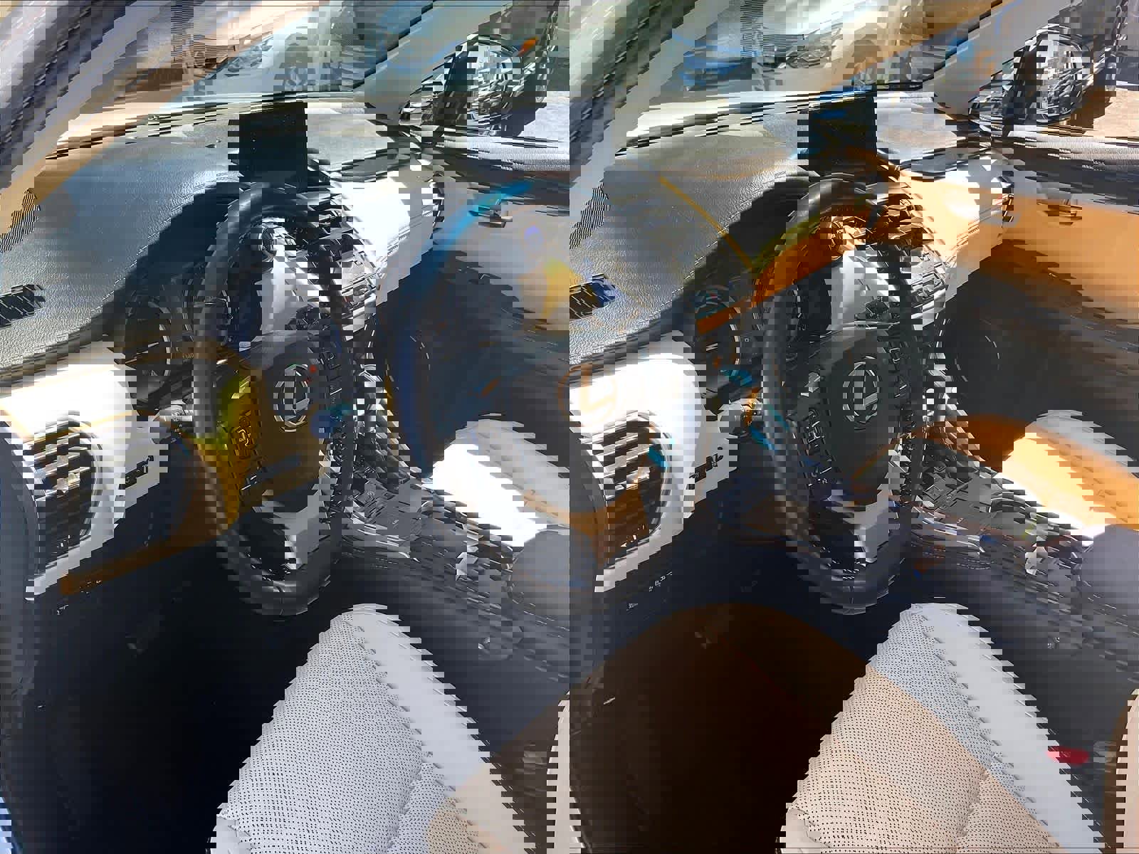 Used 2019 Lexus NX 300h AWD w/ Comfort Package image 15