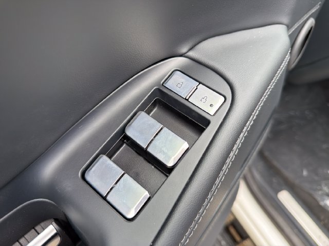 New 2027 Lincoln Navigator Reserve w/ Jet Appearance Package AWD/4WD image 22