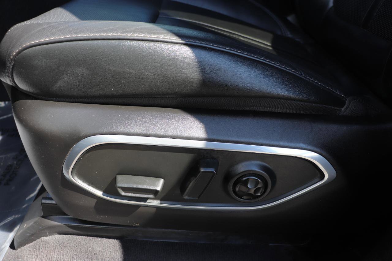 Used 2023 Jeep Wagoneer L Series II image 57