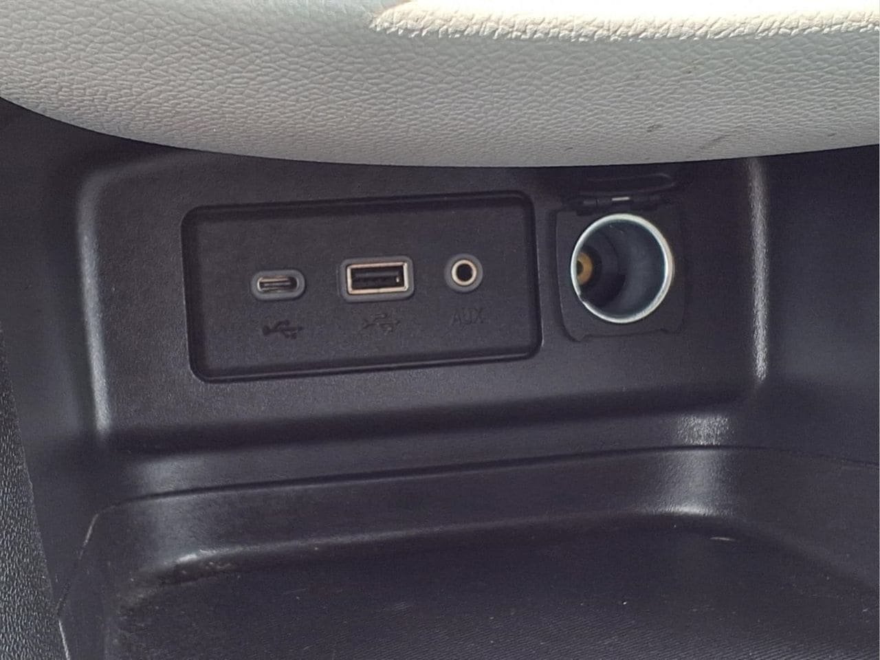Used 2021 Chevrolet Equinox LT AWD/4WD image 19