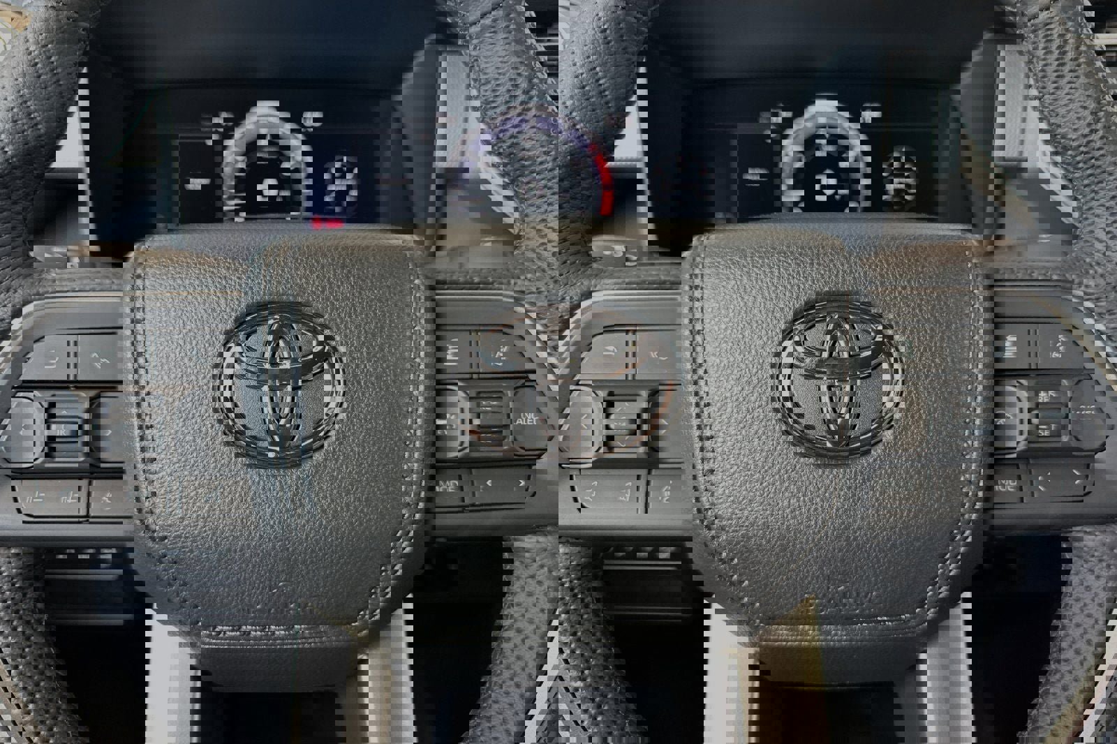 New 2025 Toyota Tundra Limited image 24