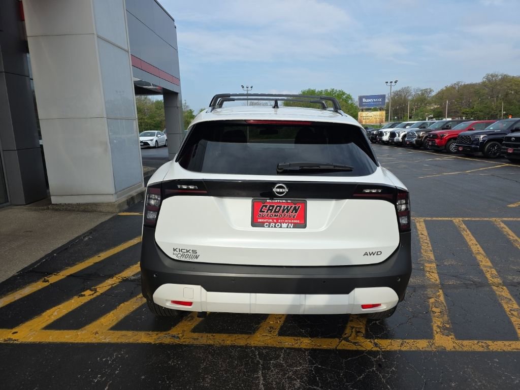 Used 2026 Nissan Kicks SV w/ Cold Weather Package AWD/4WD image 4