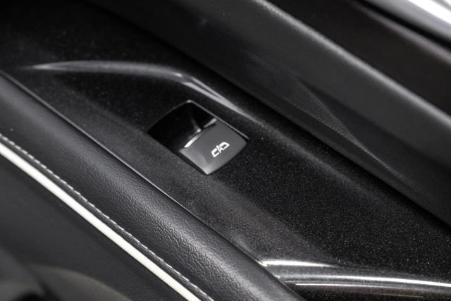 Used 2021 Cadillac Escalade ESV Premium Luxury AWD/4WD image 72