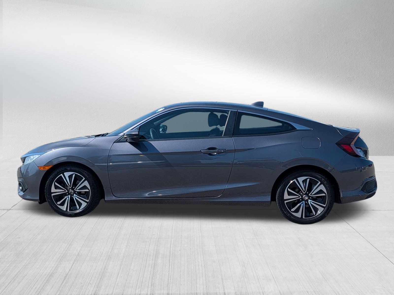 Used 2018 Honda Civic EX-T image 4