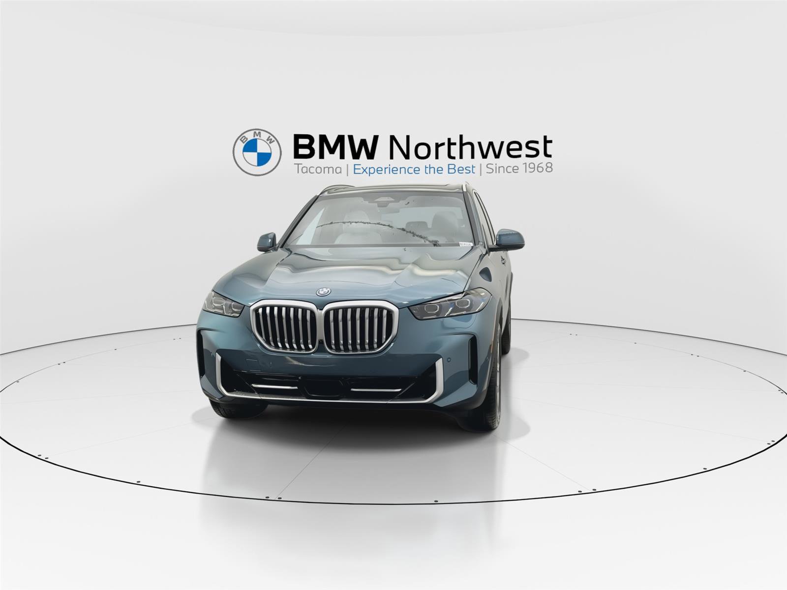 New 2026 BMW X5 xDrive50e w/ Climate Comfort Package image 8
