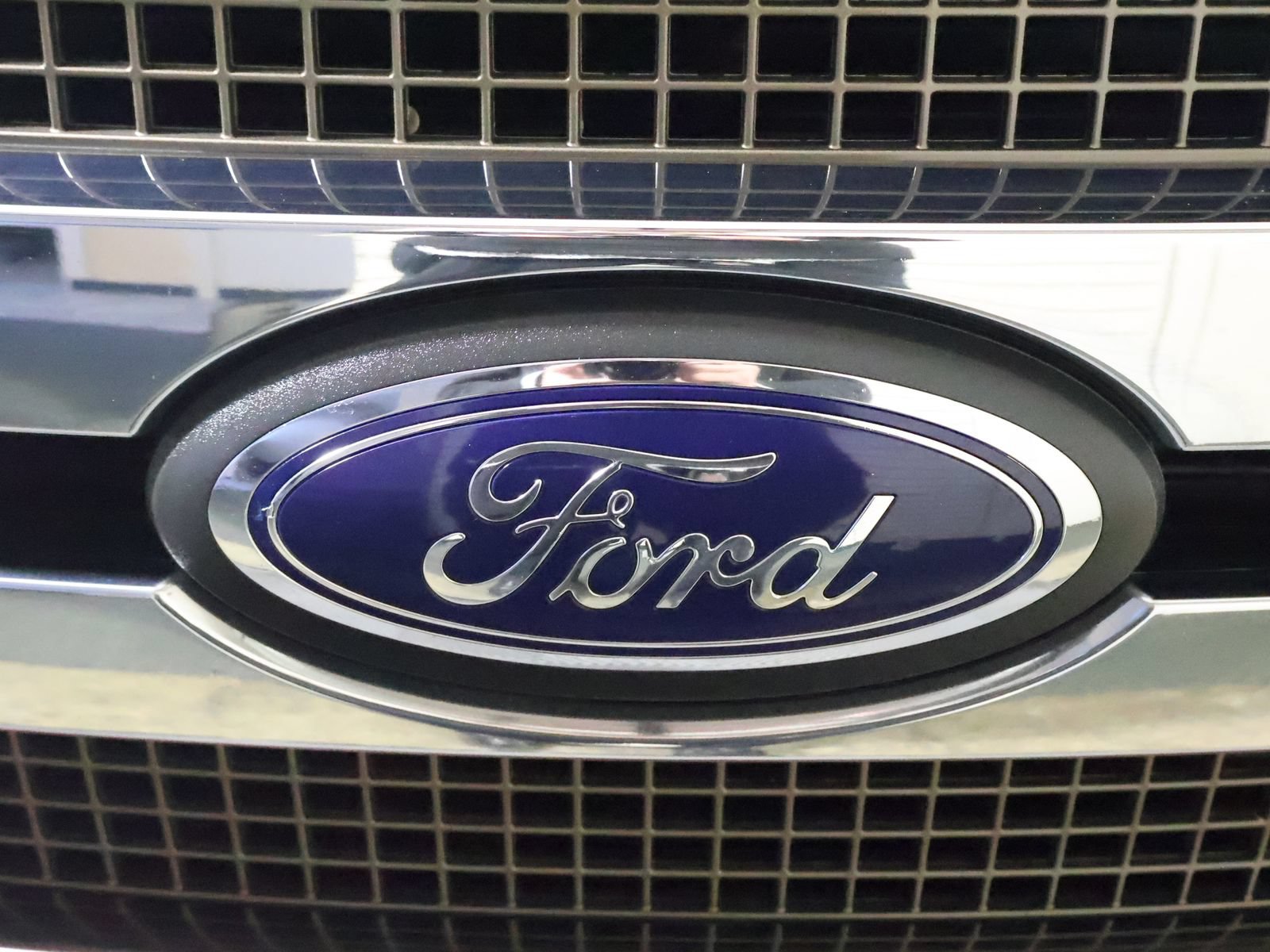 Used 2020 Ford F150 King Ranch w/ Equipment Group 601A Luxury AWD/4WD image 18