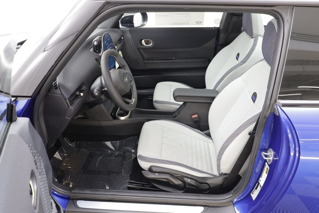 New 2026 MINI Cooper 2-Door Hardtop FWD image 7