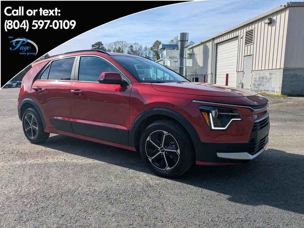 Used 2025 Kia Niro EX