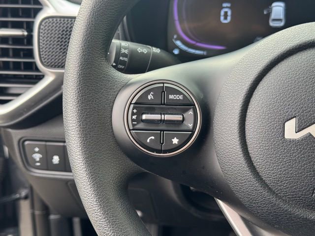Certified 2025 Kia Soul LX image 27